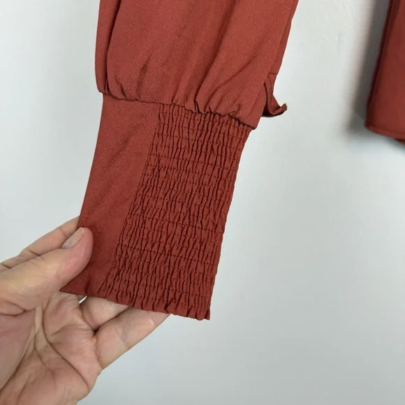 M M Couture Miss Me Rust Blouse w/Ruffle Chest & Smocked Sleeves & Bow Tie Sz M - Picture 8 of 14